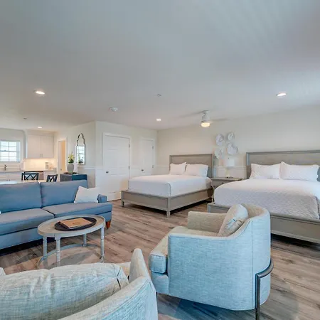 1004 Queen Pet Friendly Suite, 1St Floor Oasis
